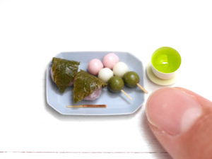 三色団子＆桜餅の春プレートと緑茶のセット2