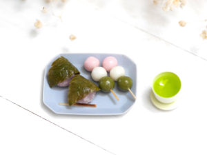 三色団子＆桜餅の春プレートと緑茶のセット8