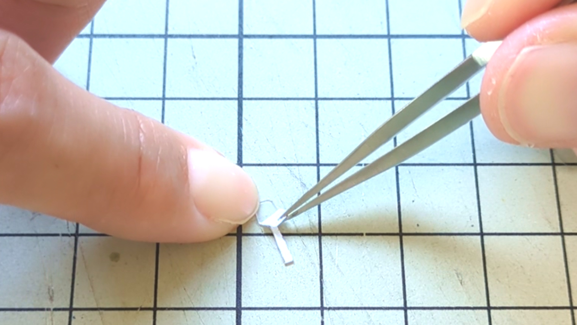 step1_03塩ビ板をカットする