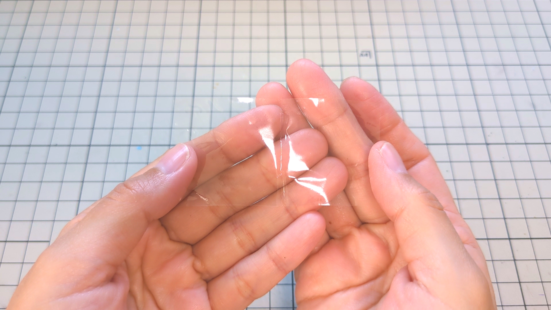 step4_01フィルムに梱包する