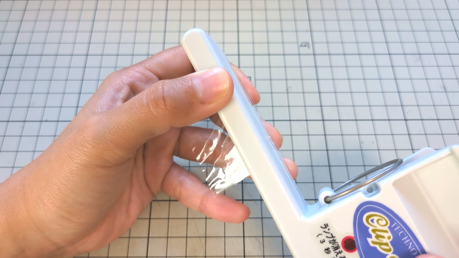 step4_02フィルムに梱包する