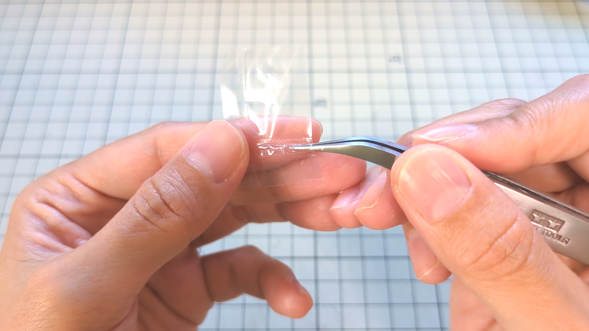 step4_09フィルムに梱包する