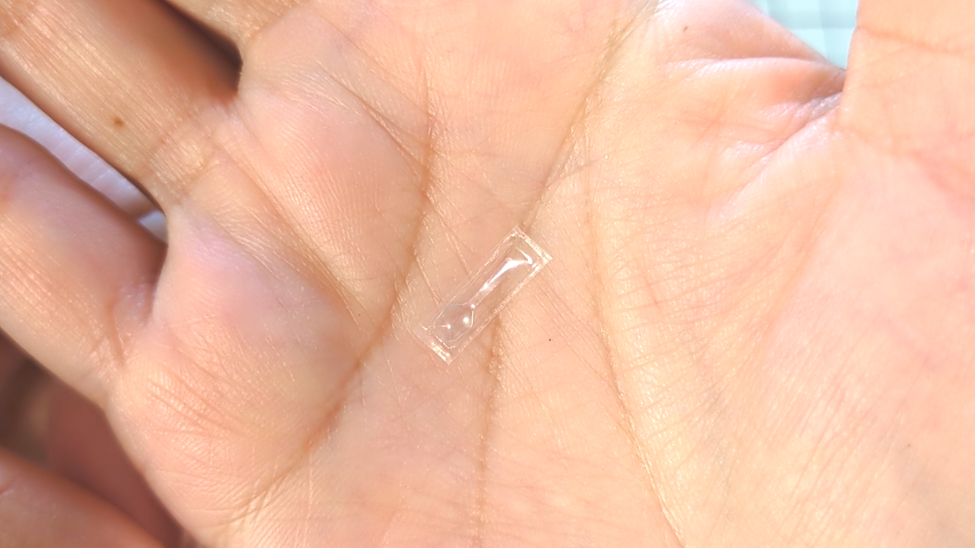 step4_12フィルムに梱包する